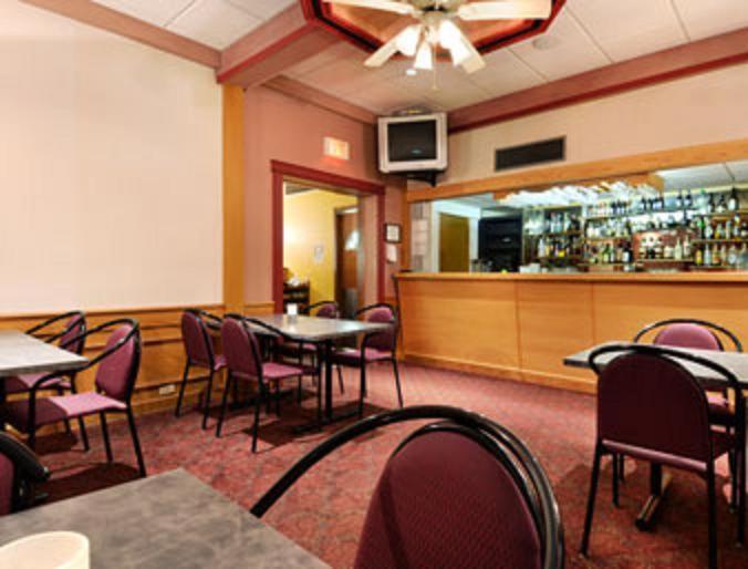 Ramada By Wyndham Yorkton Hotel Nhà hàng bức ảnh