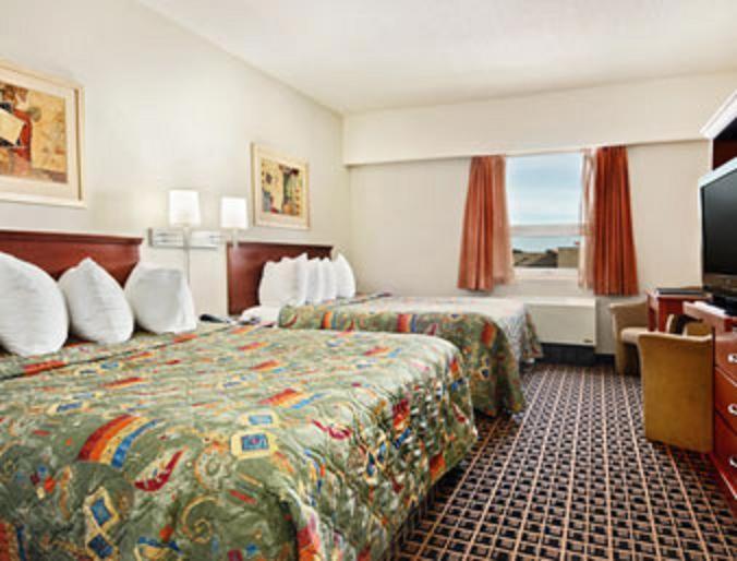 Ramada By Wyndham Yorkton Hotel Phòng bức ảnh
