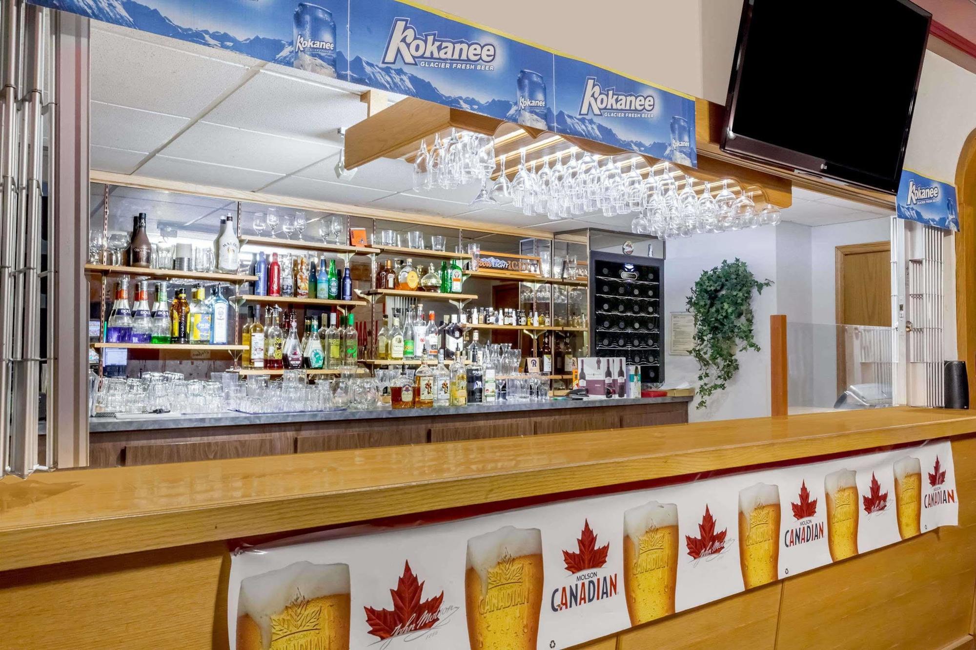Ramada By Wyndham Yorkton Hotel Ngoại thất bức ảnh